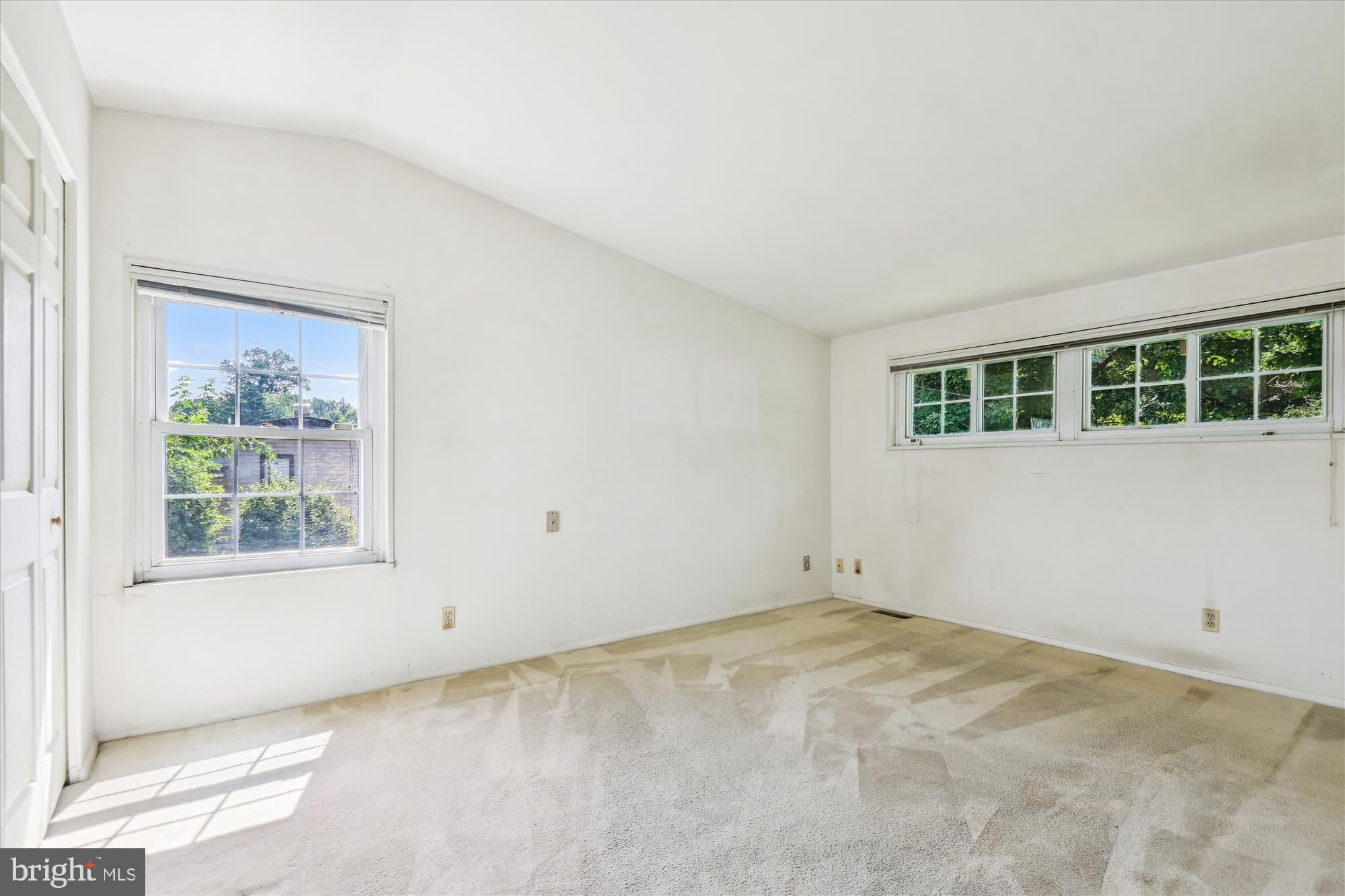 LIGHTFOOT - Residential