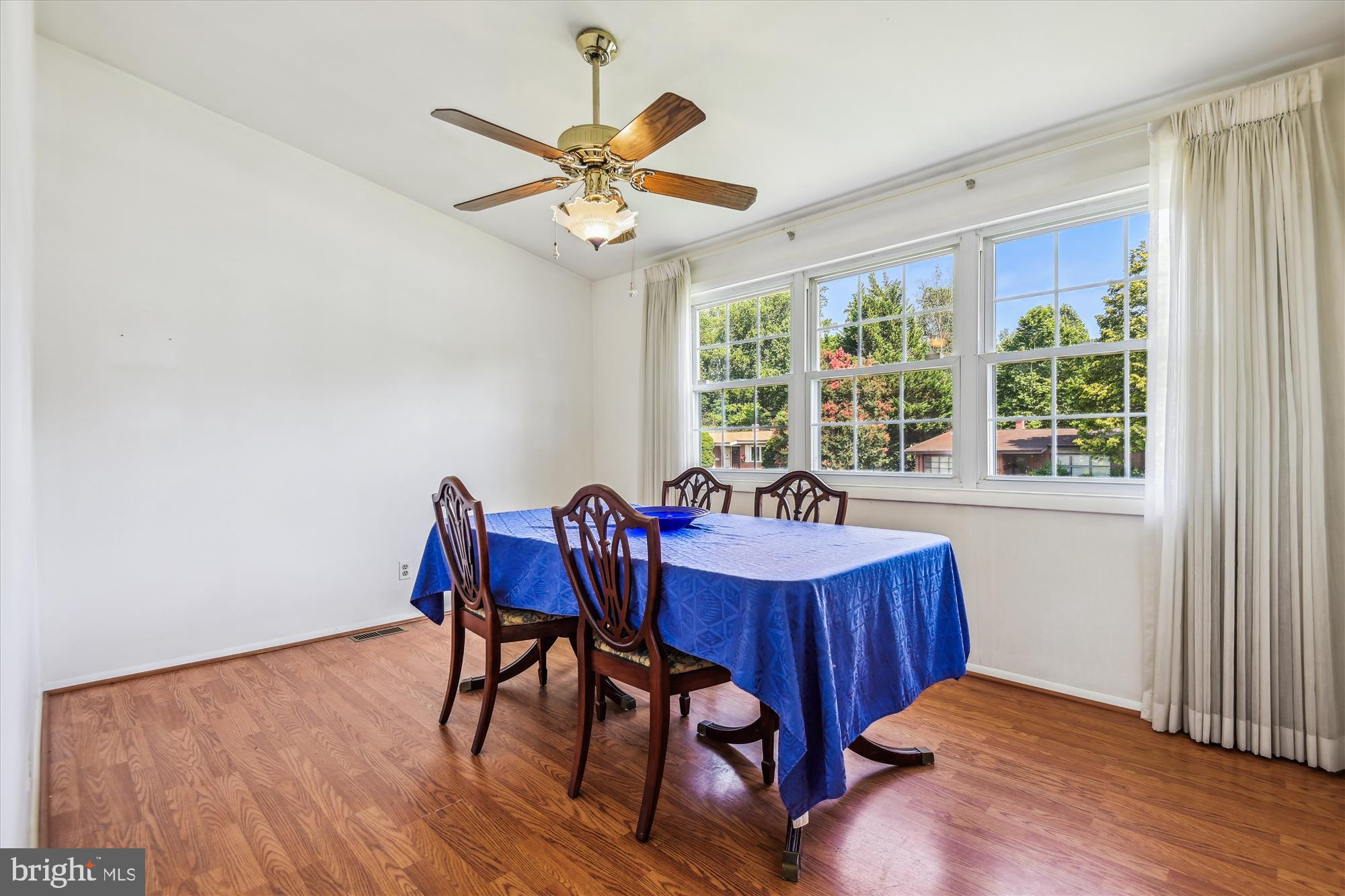 LIGHTFOOT - Residential