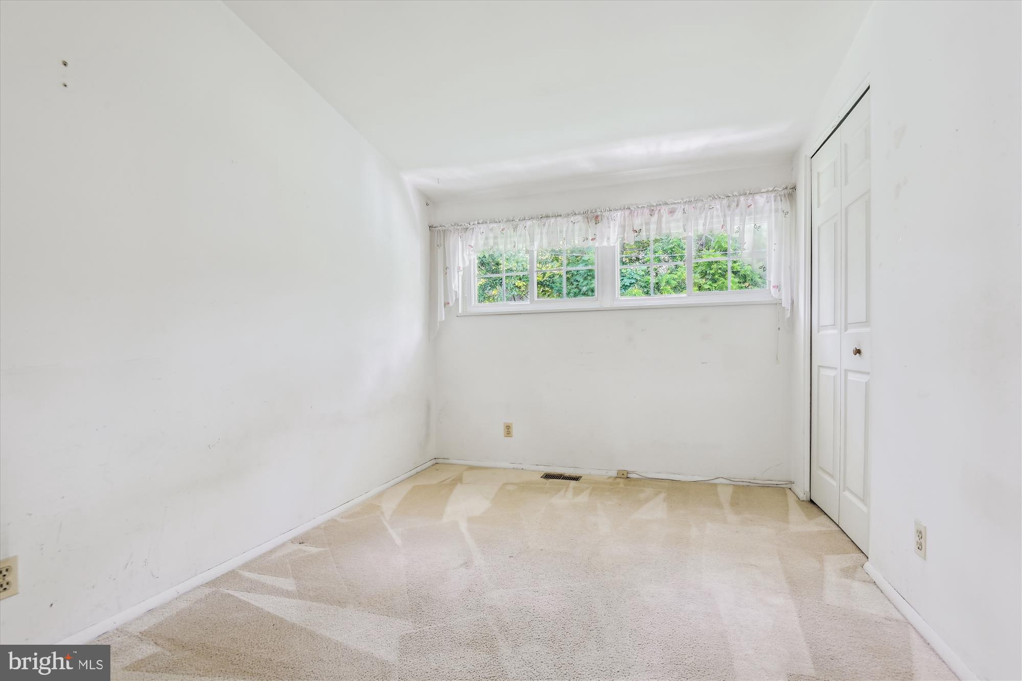 LIGHTFOOT - Residential