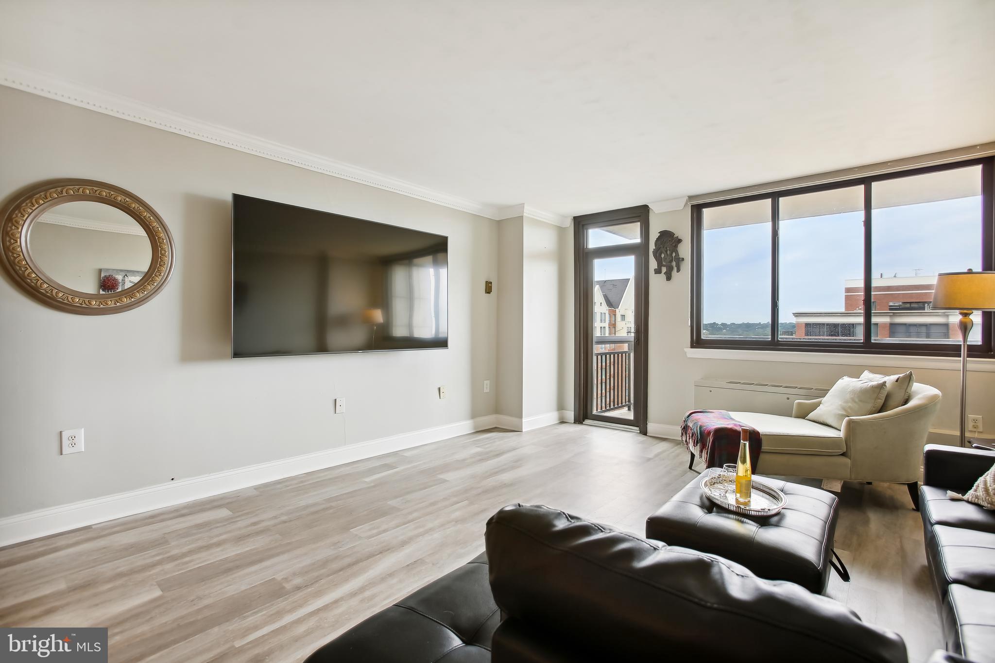 PORT ROYAL CONDOMINIUM - Residential