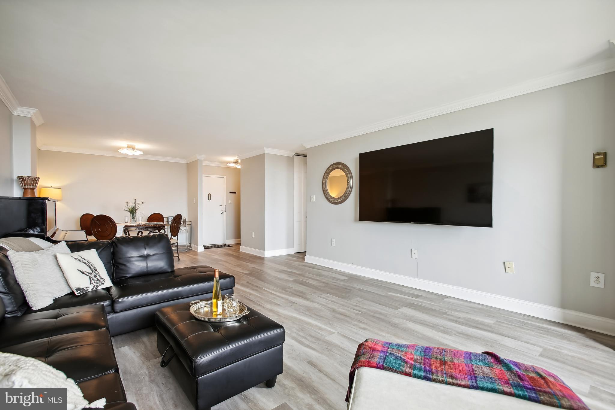 PORT ROYAL CONDOMINIUM - Residential