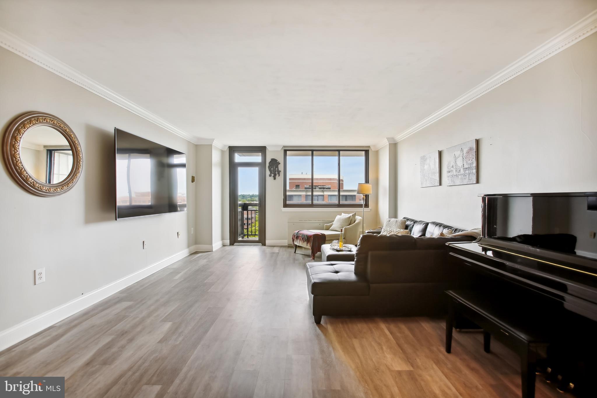 PORT ROYAL CONDOMINIUM - Residential