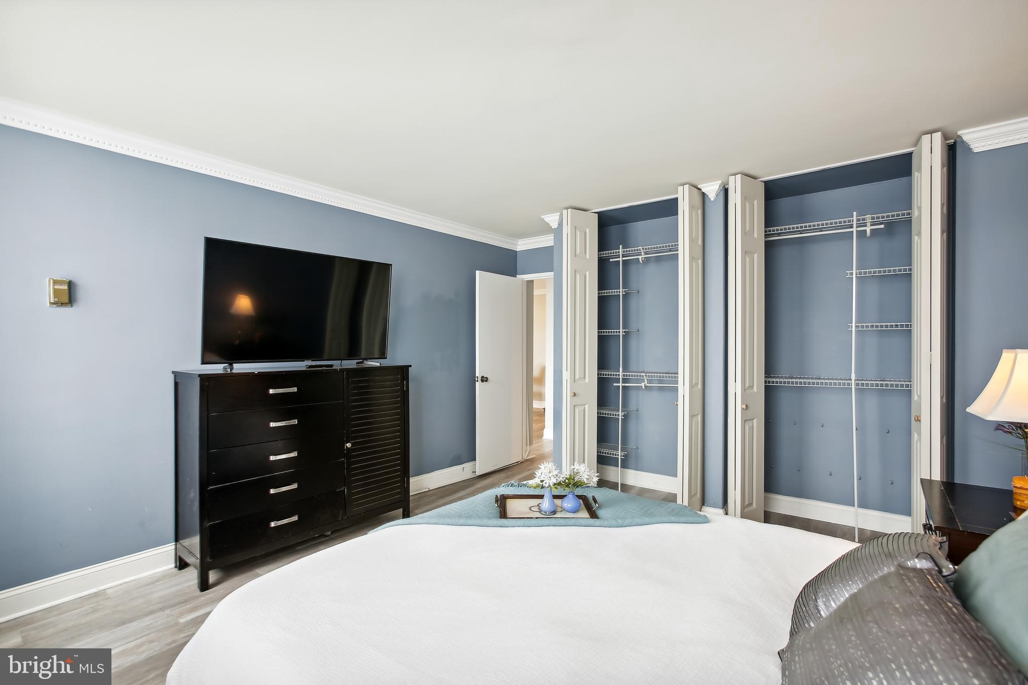 PORT ROYAL CONDOMINIUM - Residential