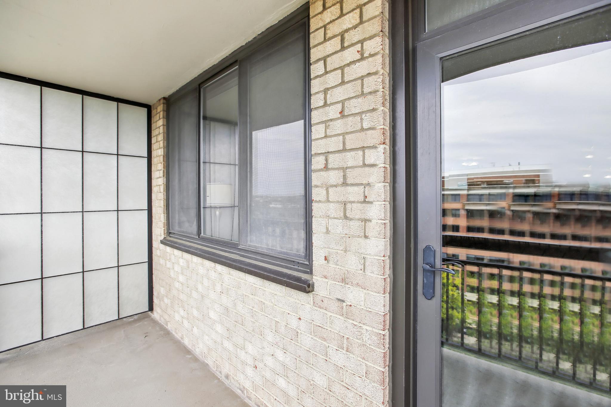 PORT ROYAL CONDOMINIUM - Residential