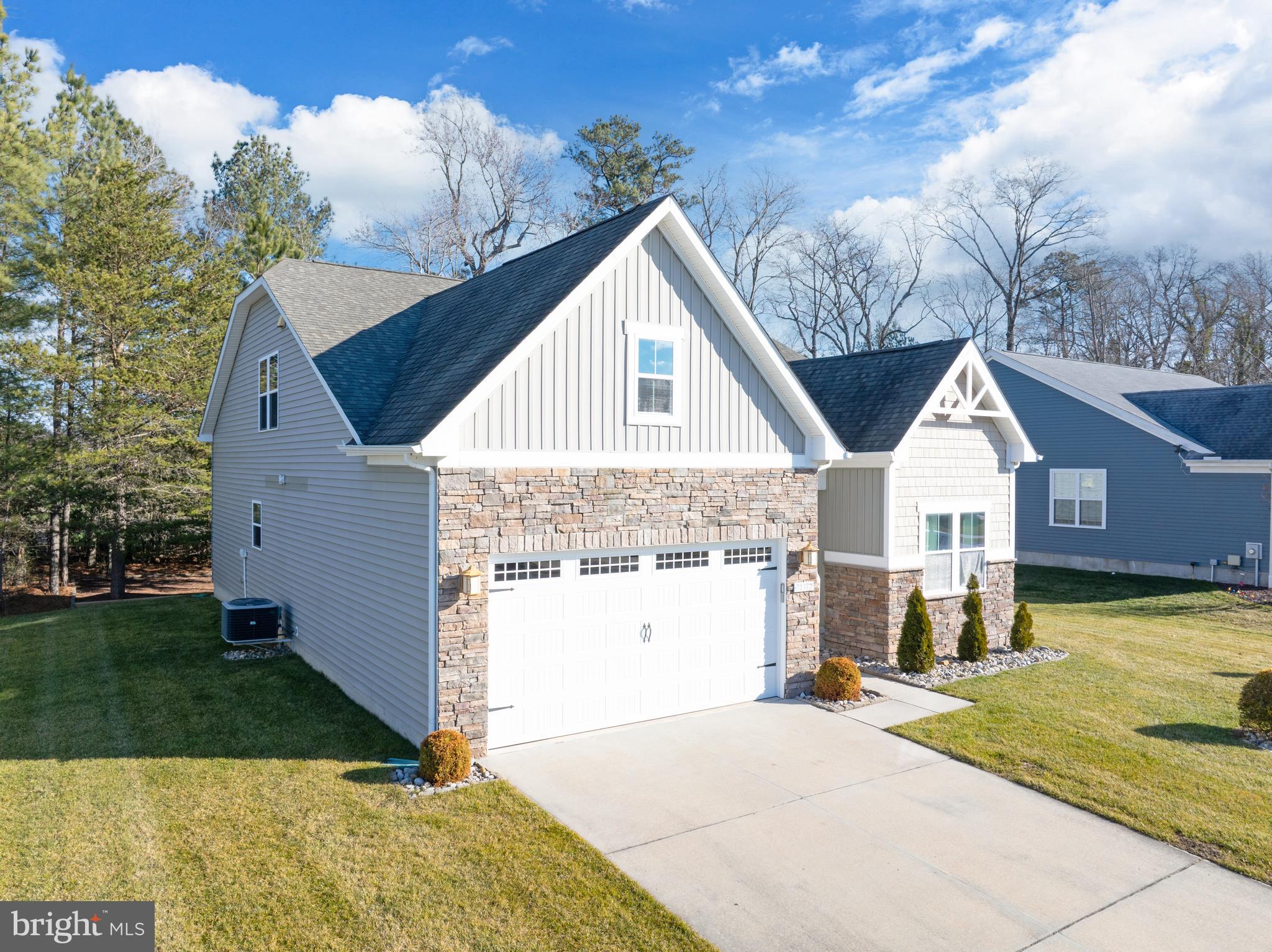 OAKWOOD VILLAGE - Residential