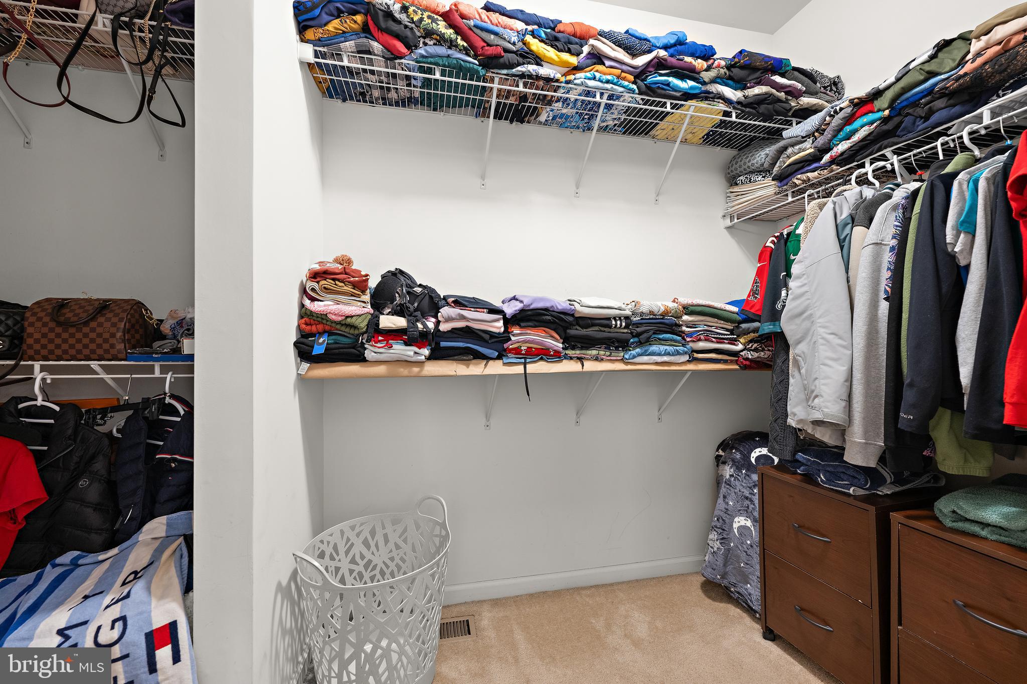 OAKWOOD VILLAGE - Residential