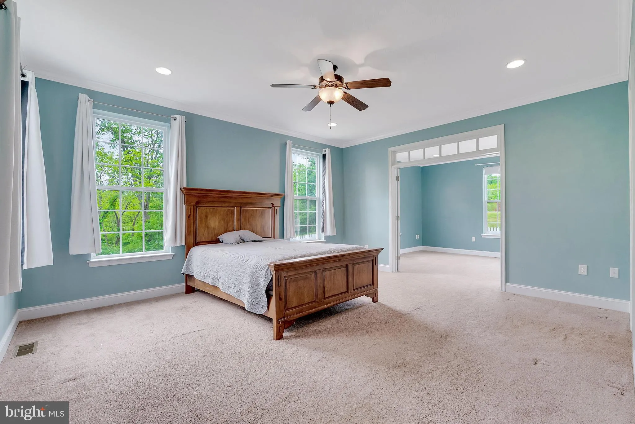 Schwenksville, Pennsylvania 19473, United States, 4 Bedrooms Bedrooms, ,4 BathroomsBathrooms,Residential,Pending,135739