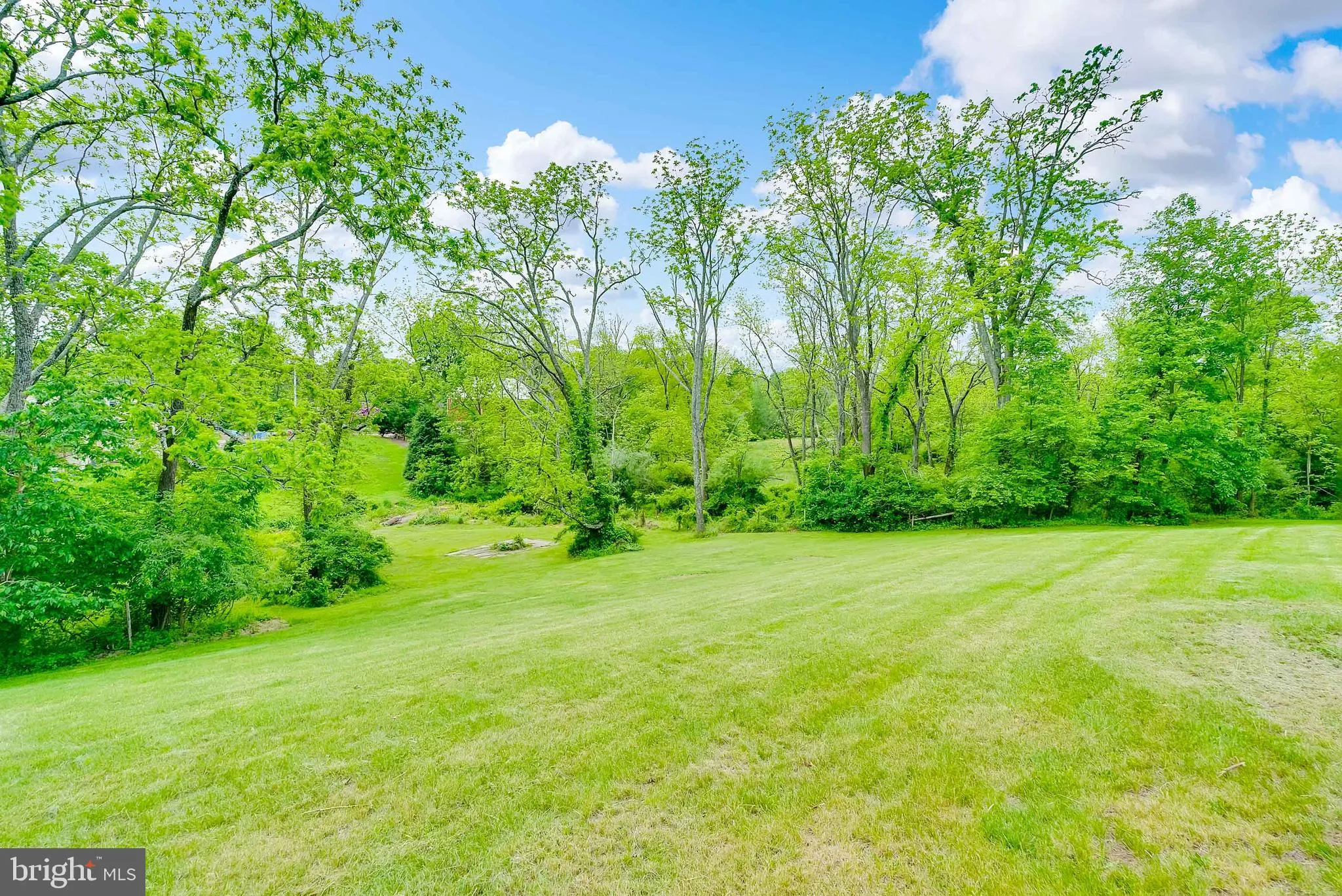 Schwenksville, Pennsylvania 19473, United States, 4 Bedrooms Bedrooms, ,4 BathroomsBathrooms,Residential,Pending,135739