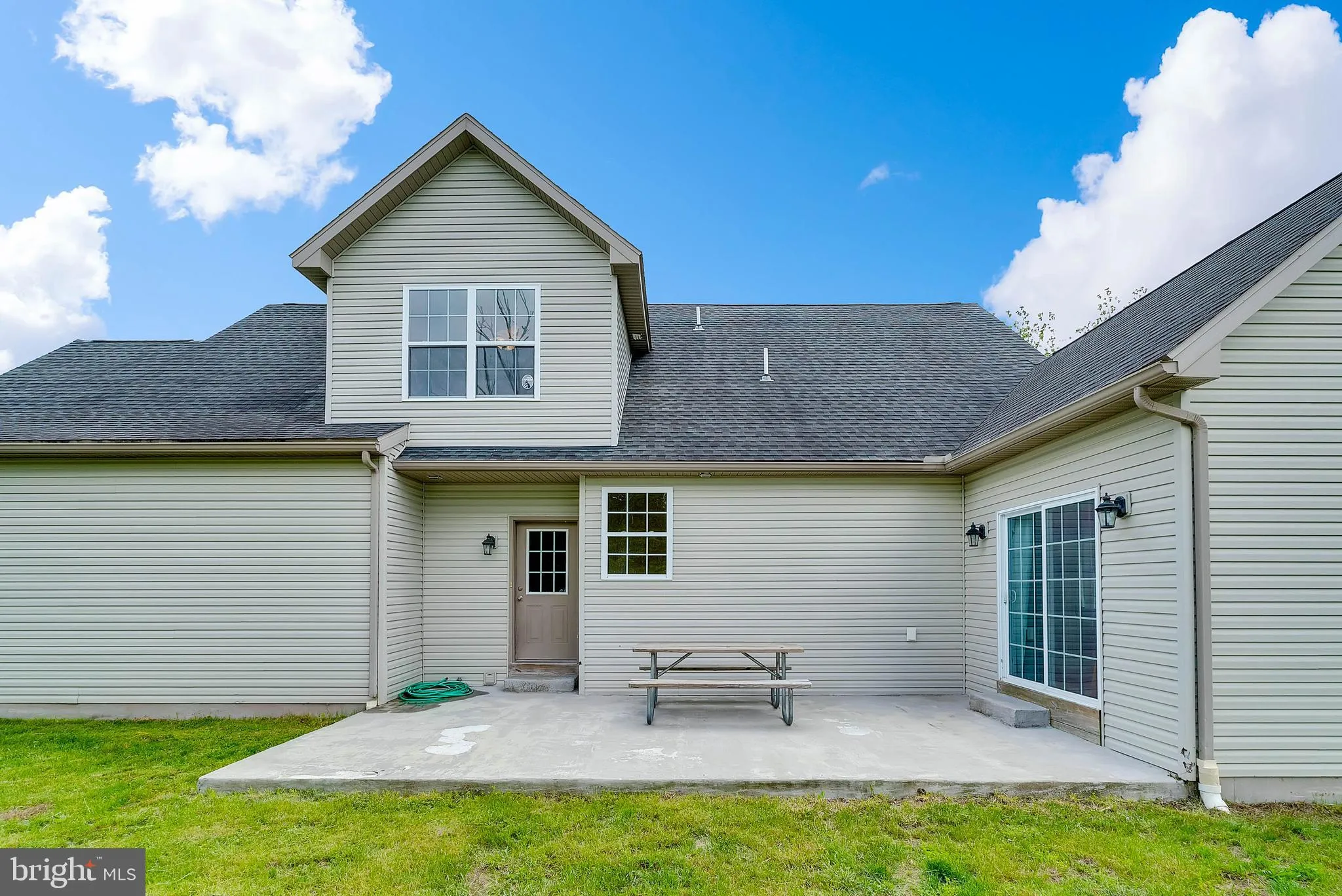 Schwenksville, Pennsylvania 19473, United States, 4 Bedrooms Bedrooms, ,4 BathroomsBathrooms,Residential,Pending,135739