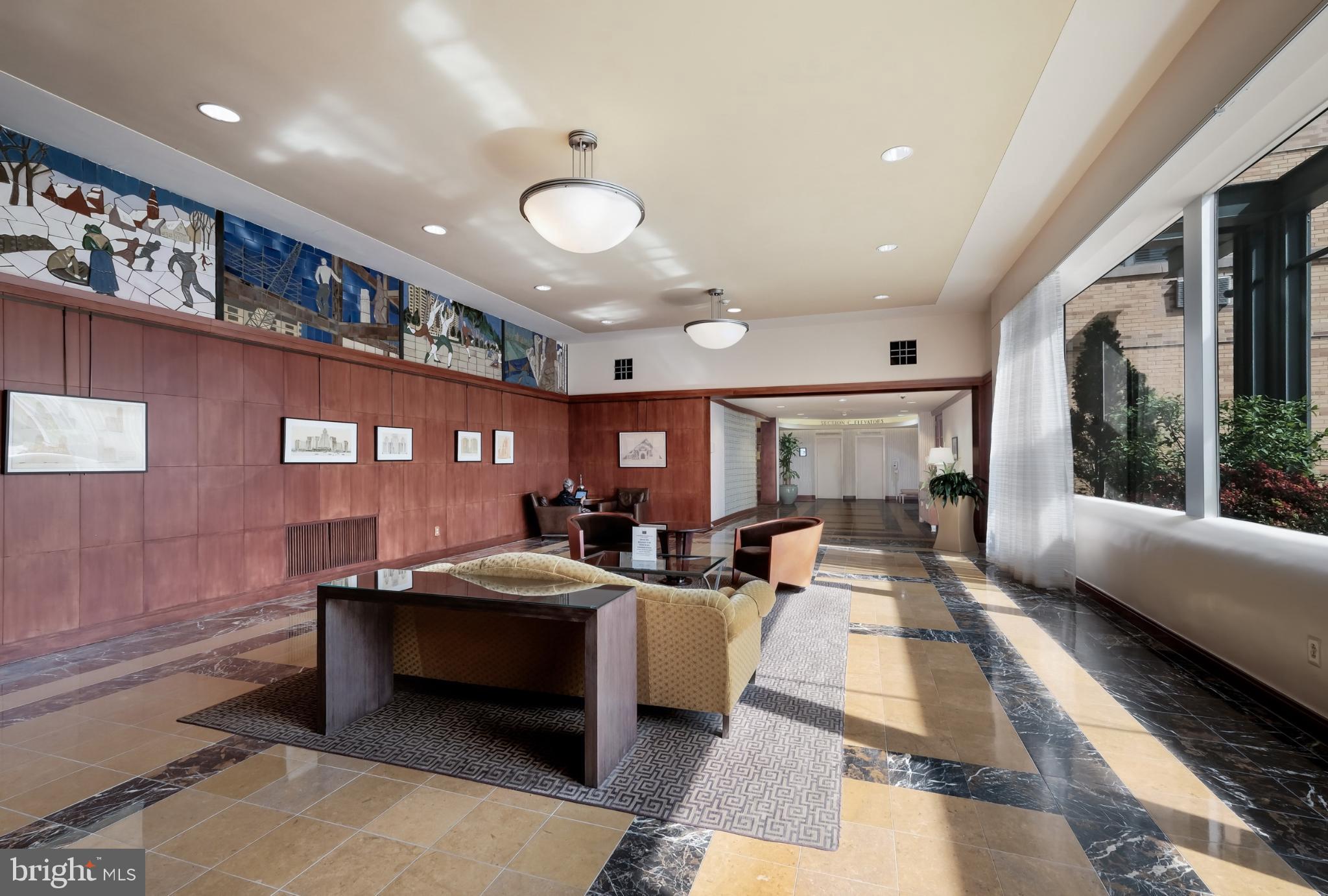 ART MUSEUM AREA - Residential Lease