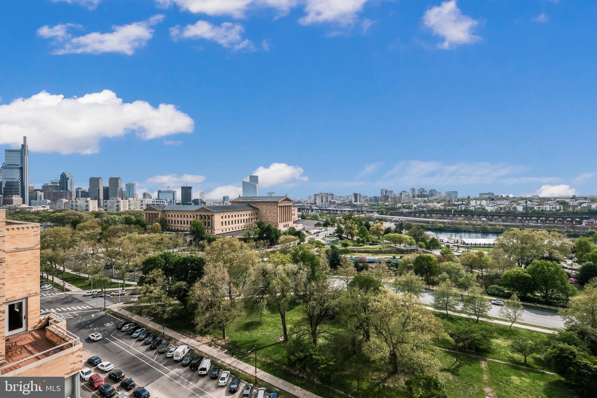 ART MUSEUM AREA - Residential Lease