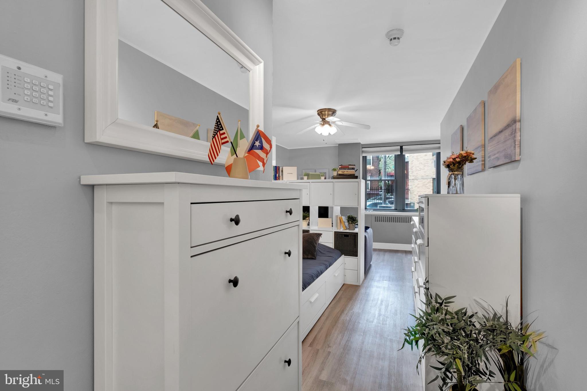 ART MUSEUM AREA - Residential Lease