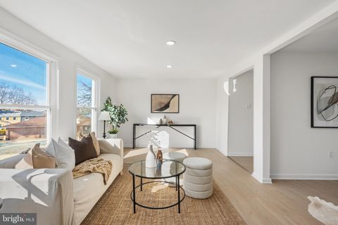 Photo of 1353 Potomac Heights Drive #54, FORT WASHINGTON, MD 20744 (MLS # MDPG2187564)