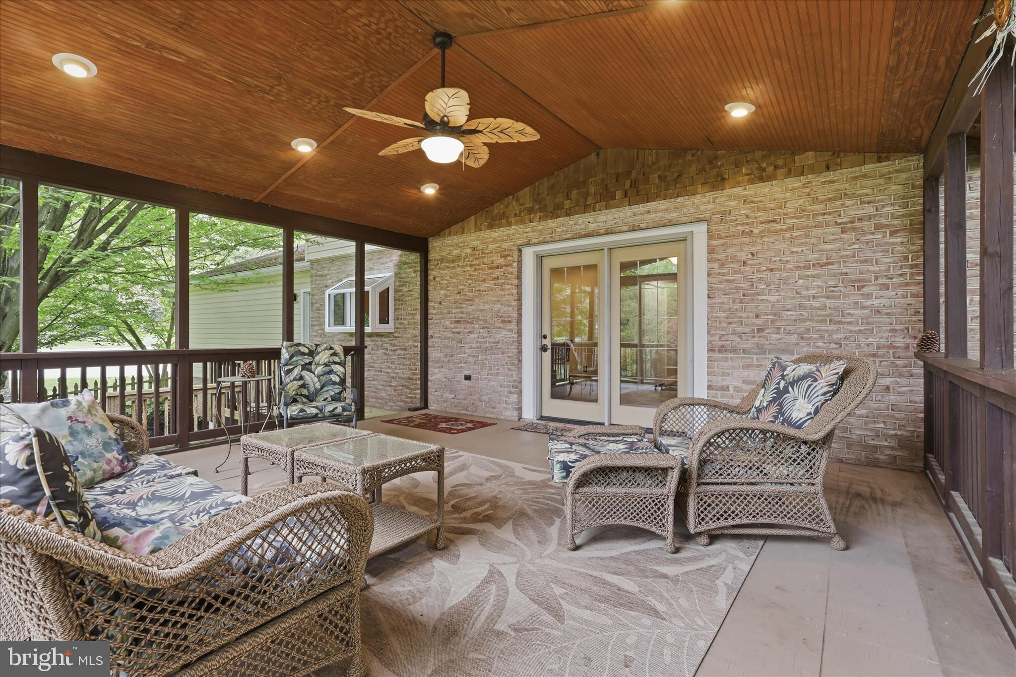 WINCHESTER PARK - Residential