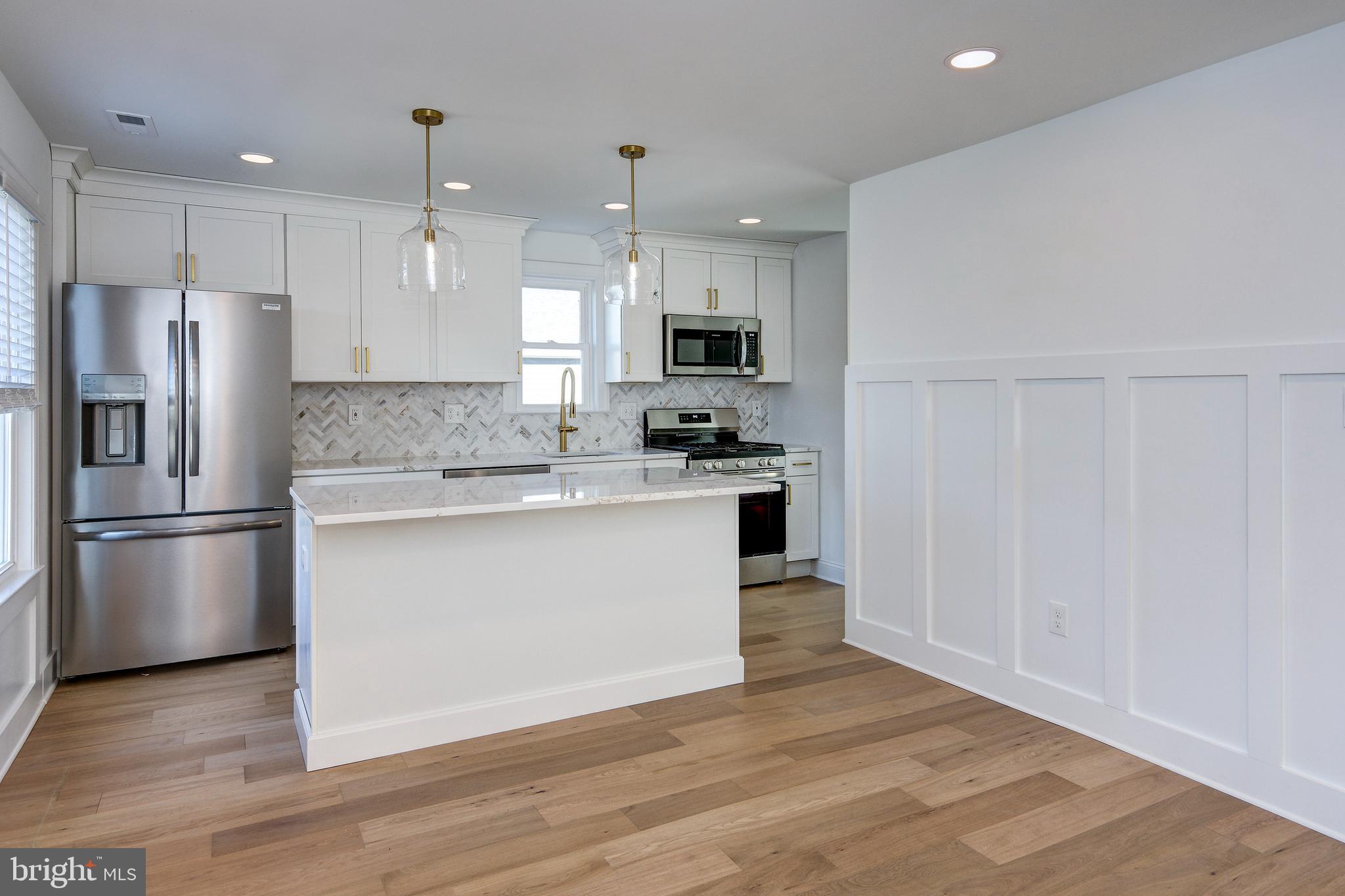 13 WILKINS AVENUE 2ND FL