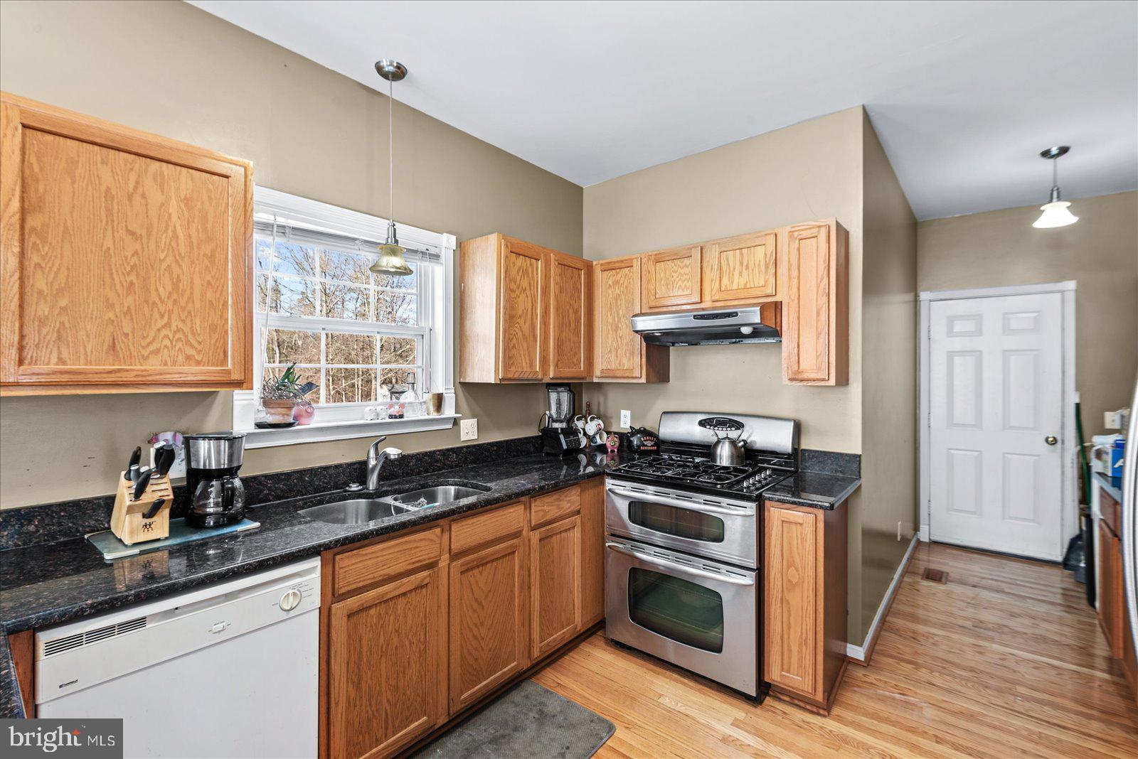 ASHLEIGH PARK - Residential