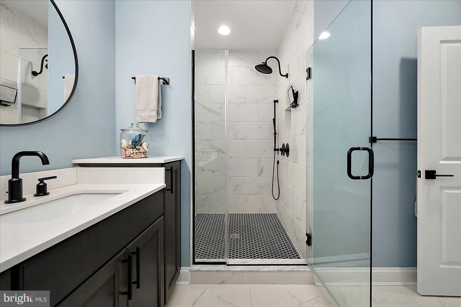 ARBOR-LYN - Residential