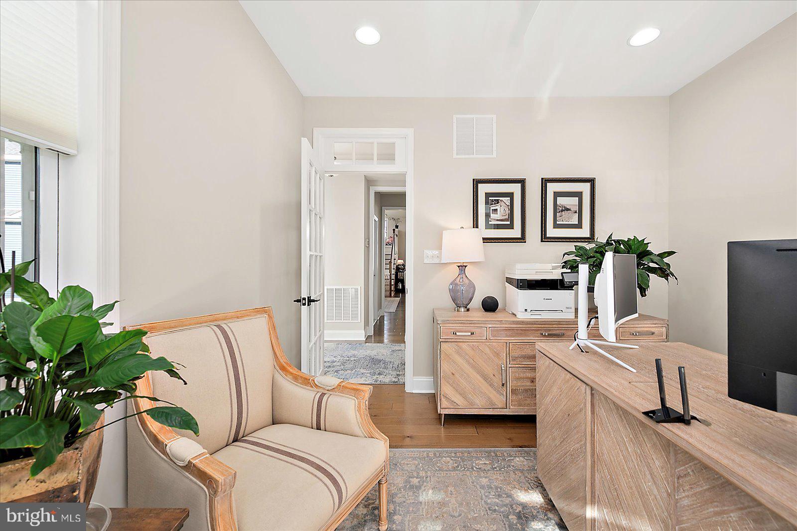 ARBOR-LYN - Residential