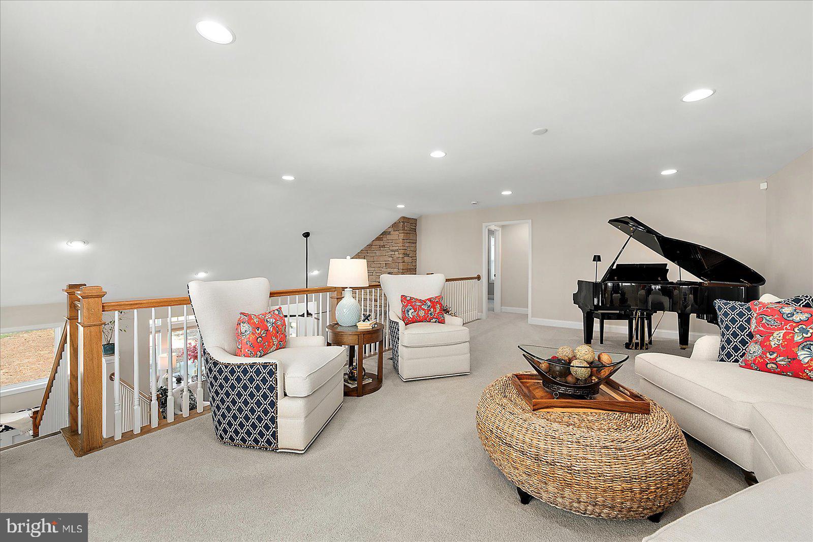 ARBOR-LYN - Residential