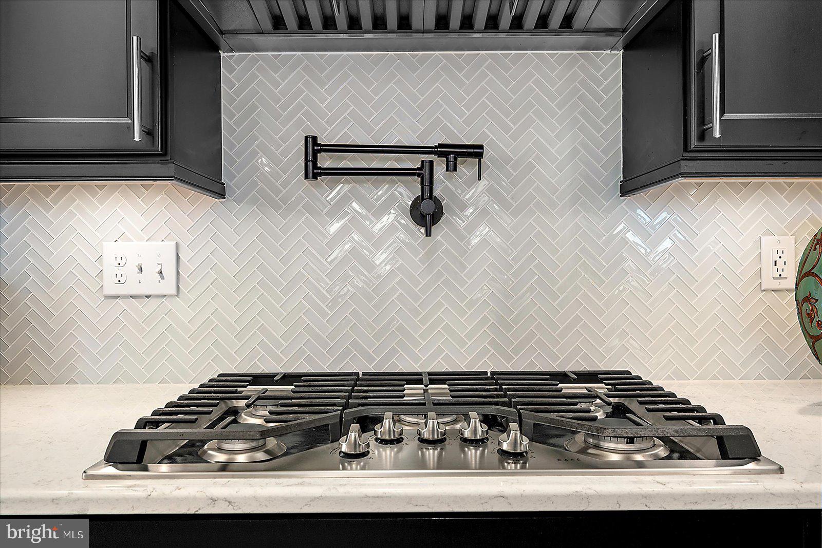 ARBOR-LYN - Residential