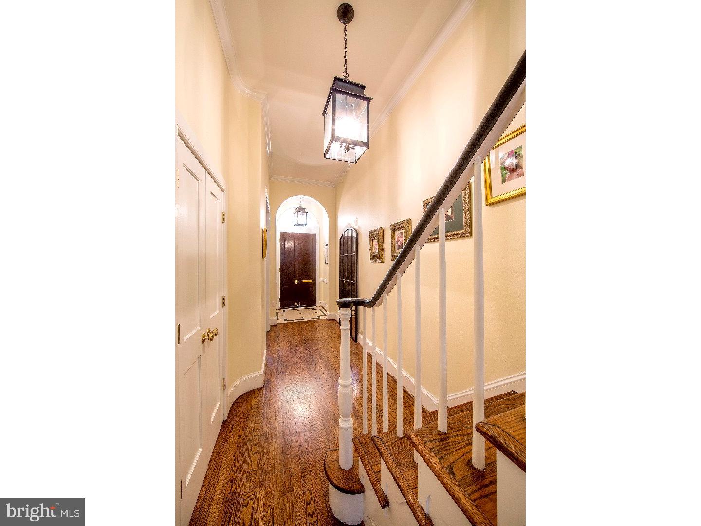 SOCIETY HILL - Residential