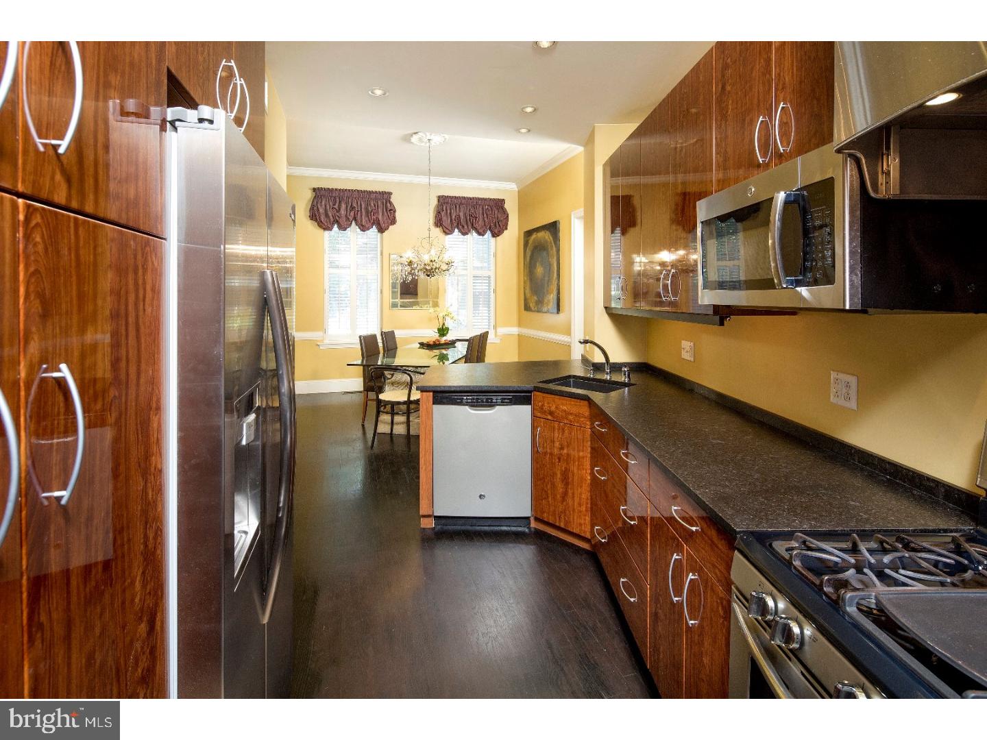 SOCIETY HILL - Residential