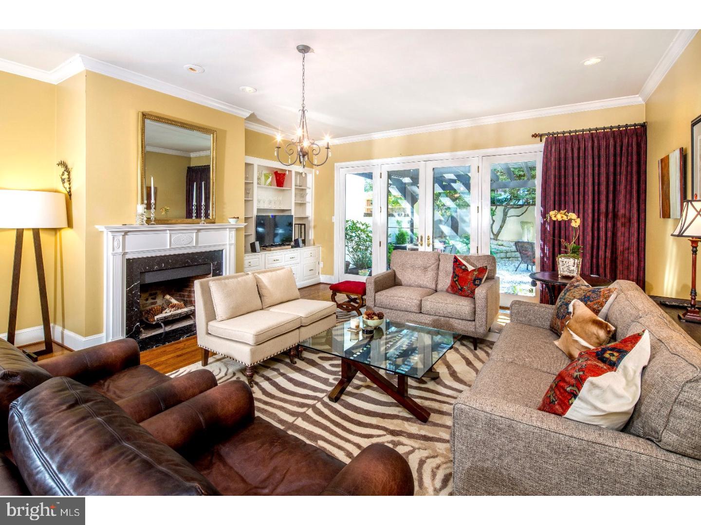 SOCIETY HILL - Residential