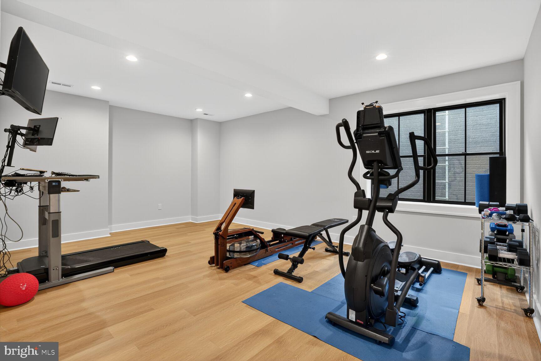 ASHTON HEIGHTS - Residential