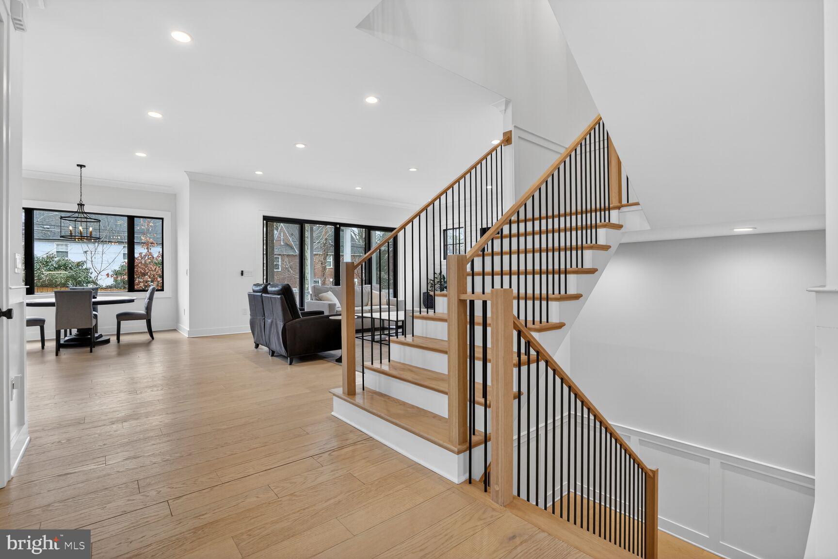 ASHTON HEIGHTS - Residential