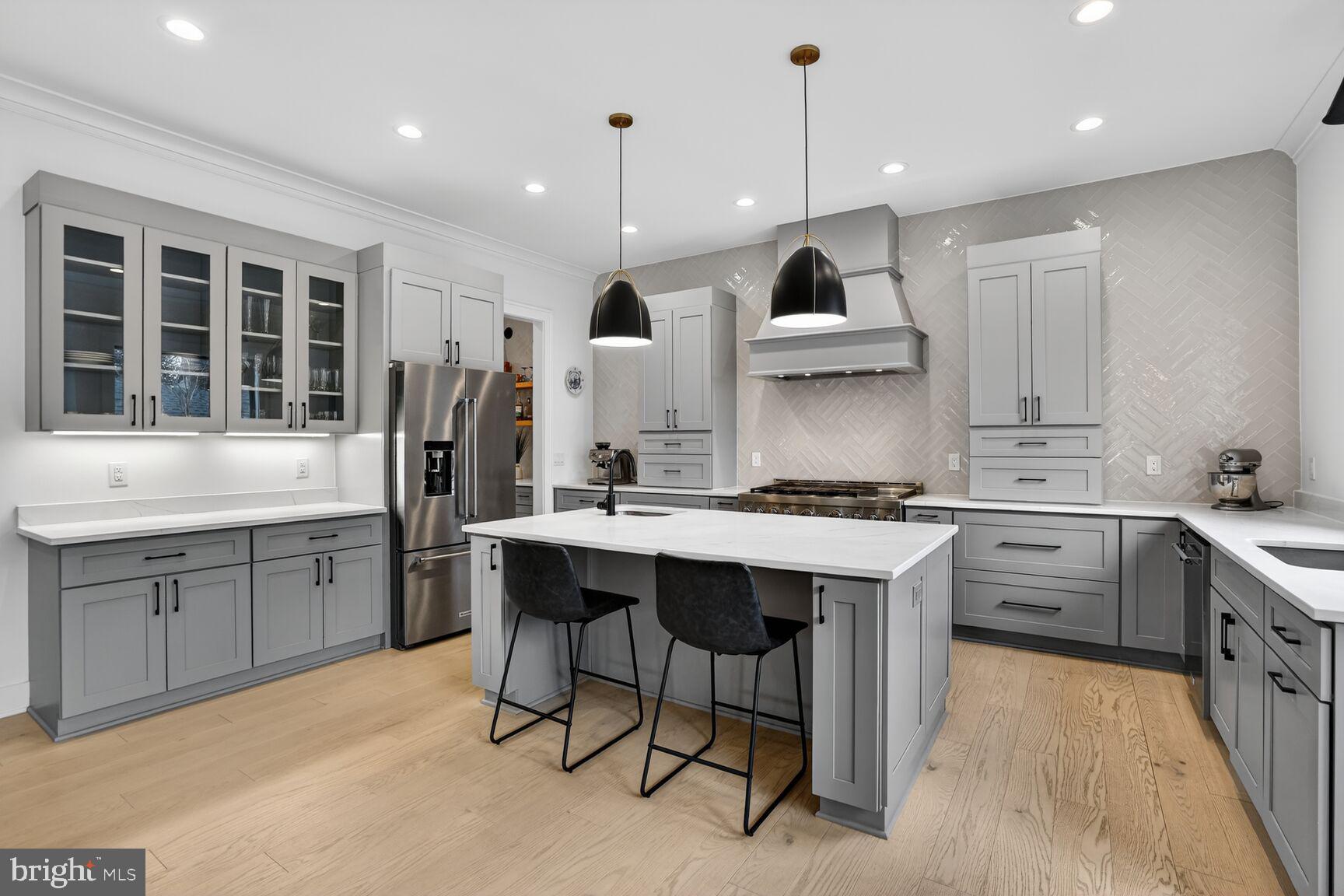 ASHTON HEIGHTS - Residential