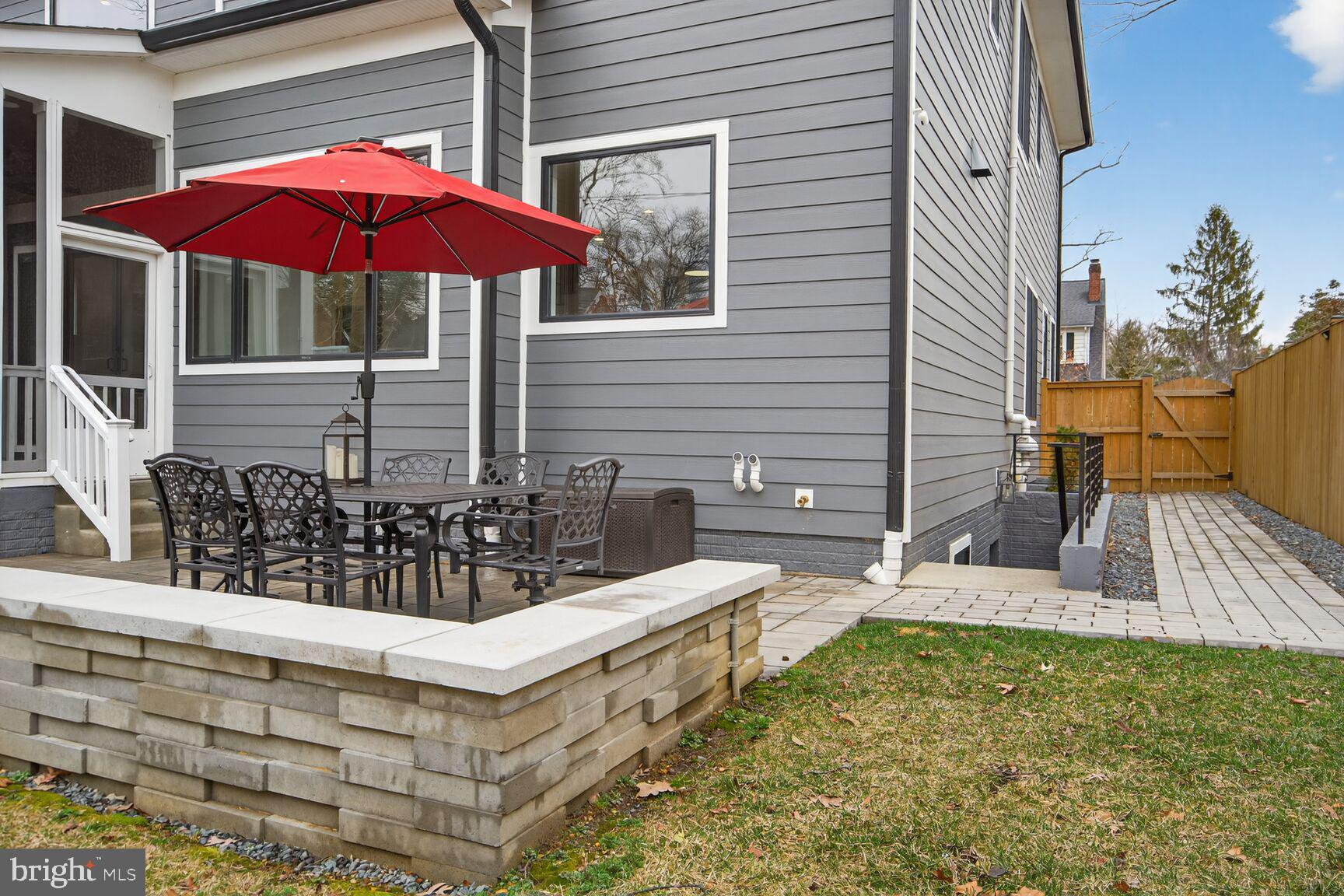 ASHTON HEIGHTS - Residential