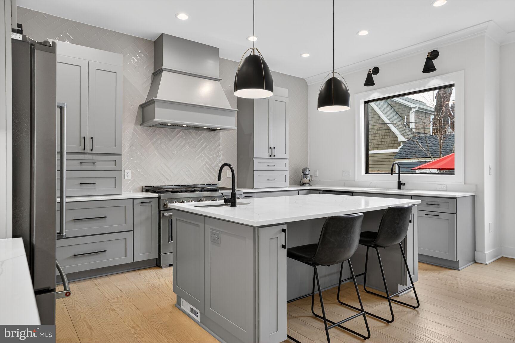 ASHTON HEIGHTS - Residential