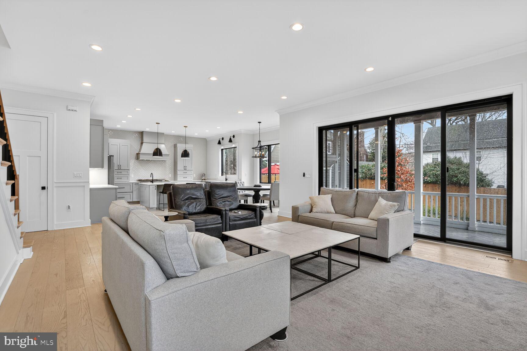 ASHTON HEIGHTS - Residential