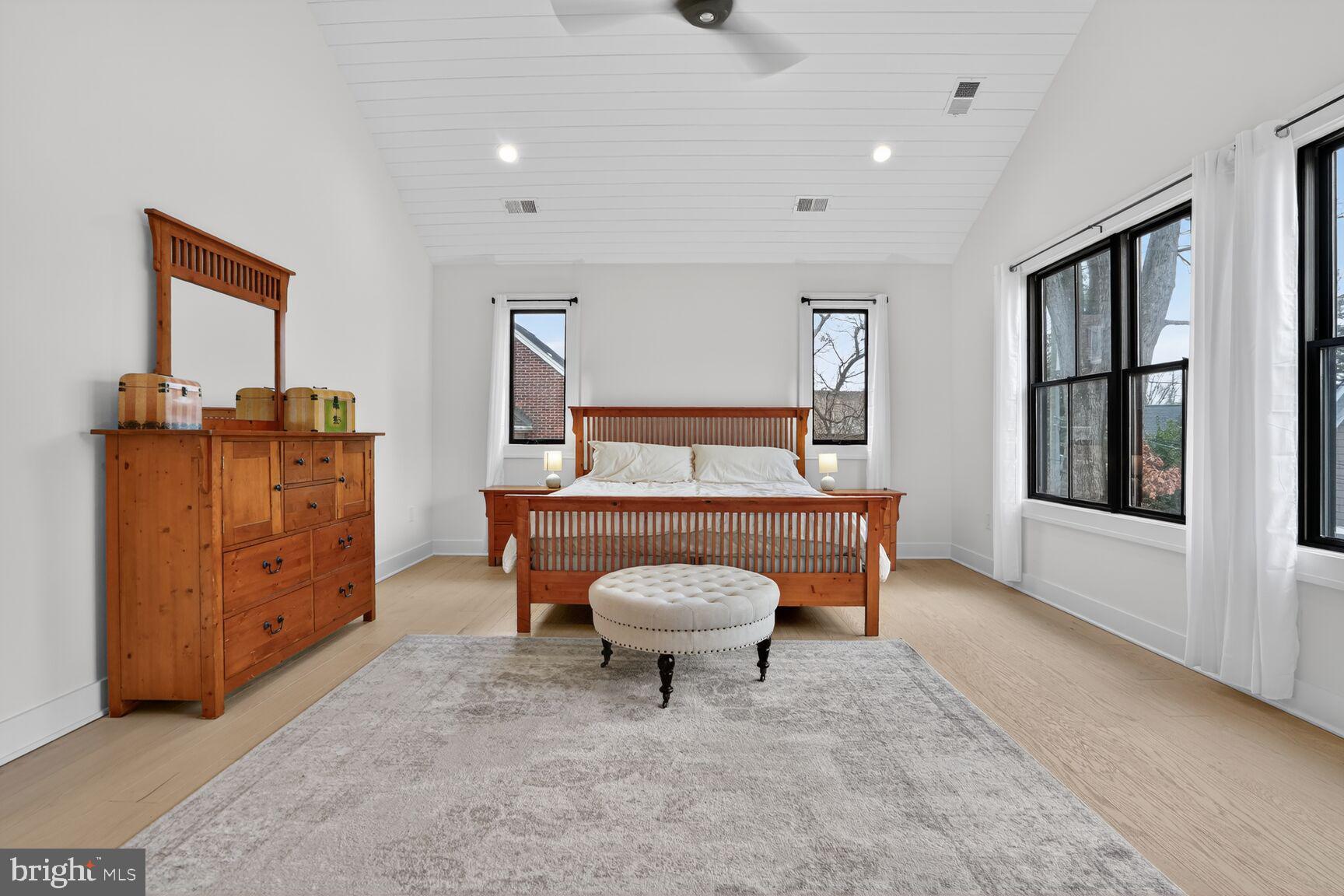 ASHTON HEIGHTS - Residential