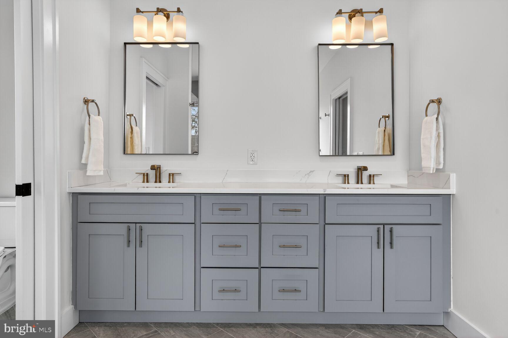 ASHTON HEIGHTS - Residential