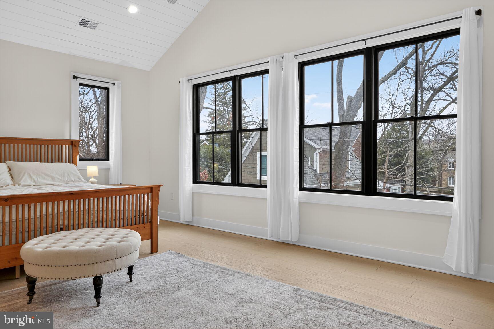 ASHTON HEIGHTS - Residential