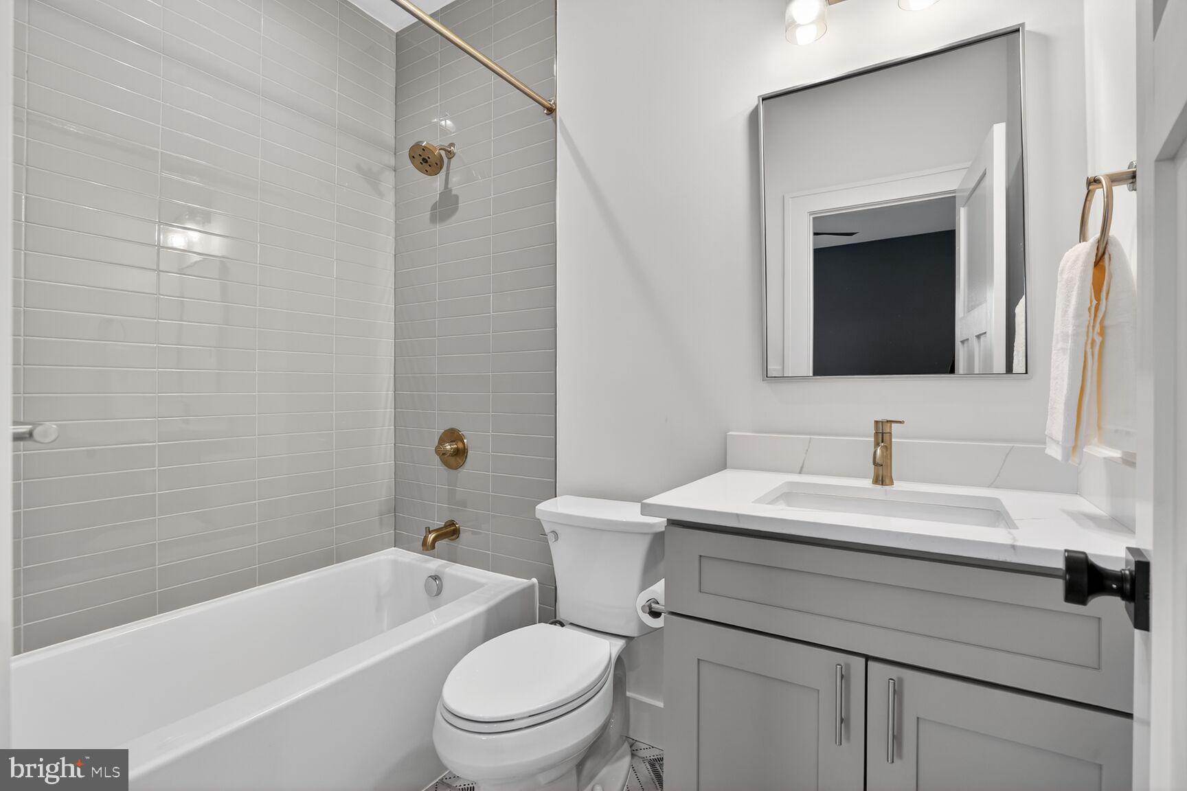 ASHTON HEIGHTS - Residential