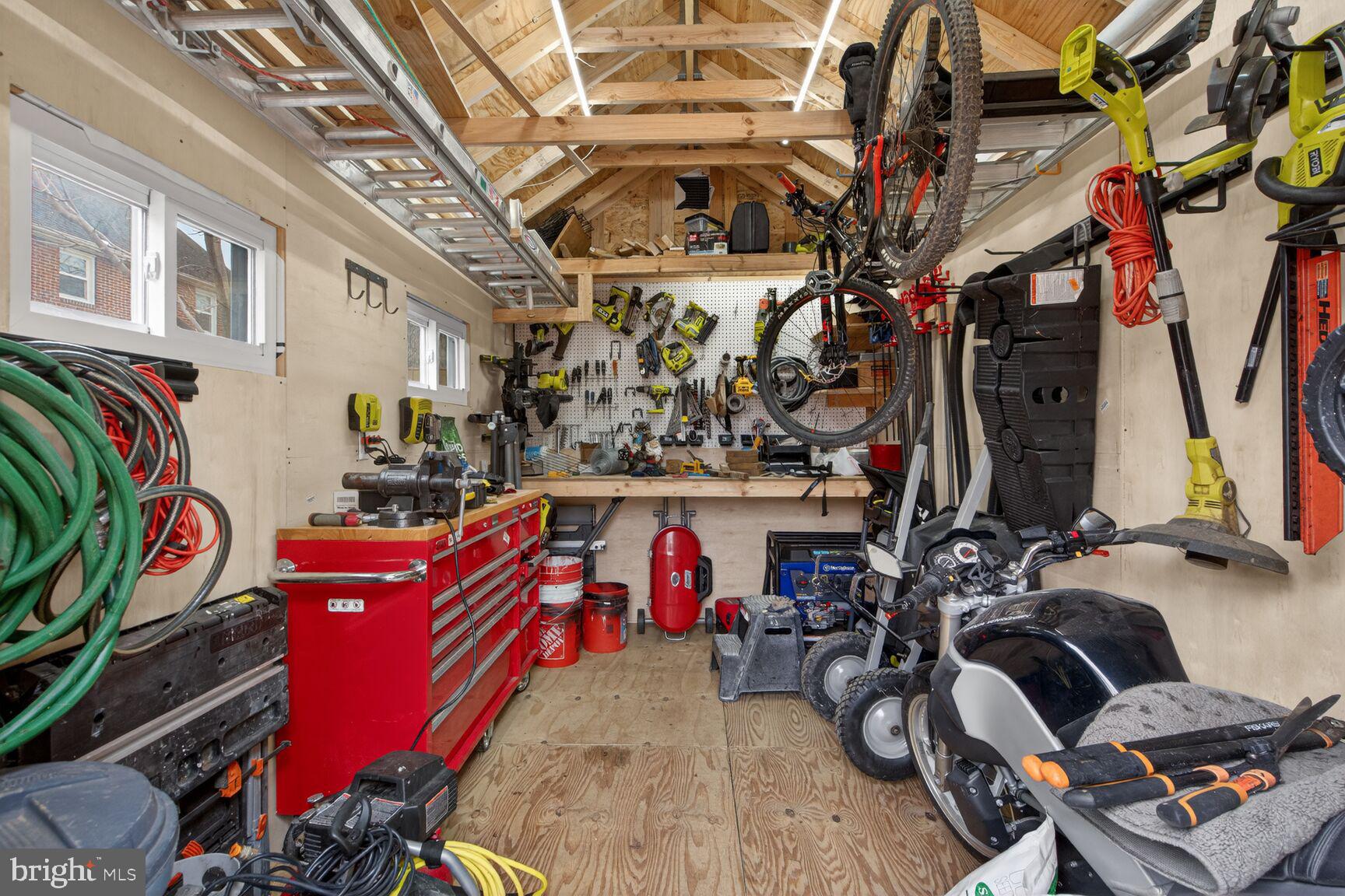 ASHTON HEIGHTS - Residential