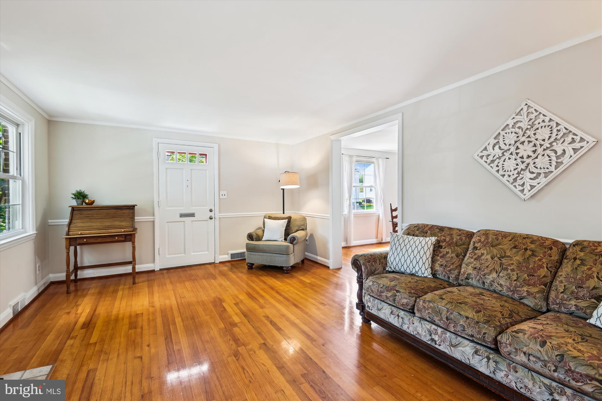 15 LOCUST DRIVE