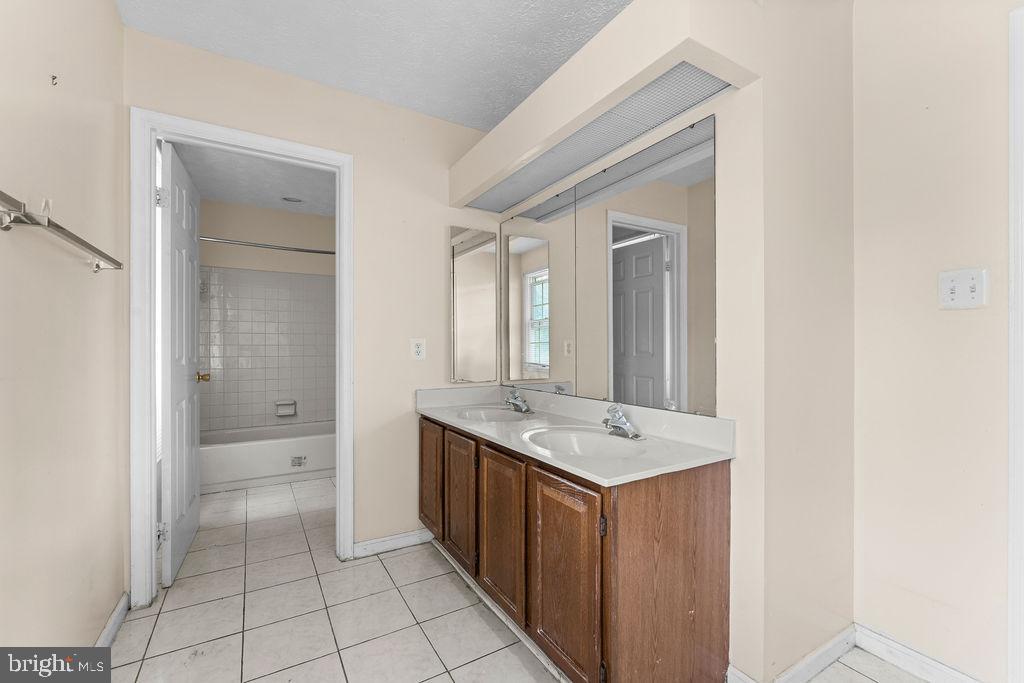 KETTERING - Residential