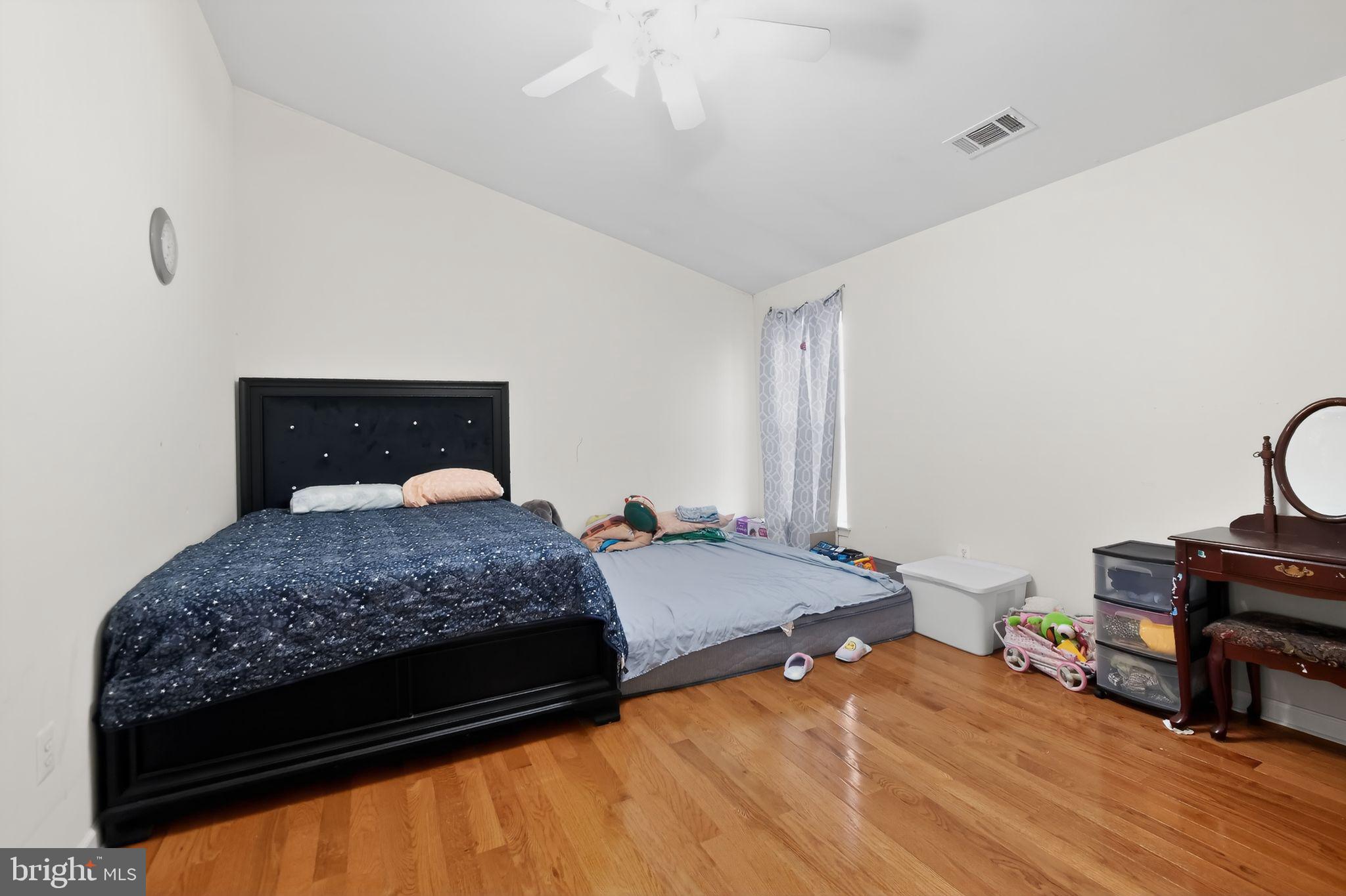 WESTFIELDS - Residential