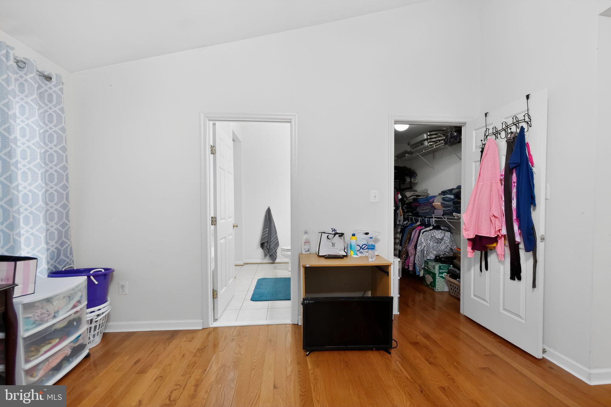 WESTFIELDS - Residential