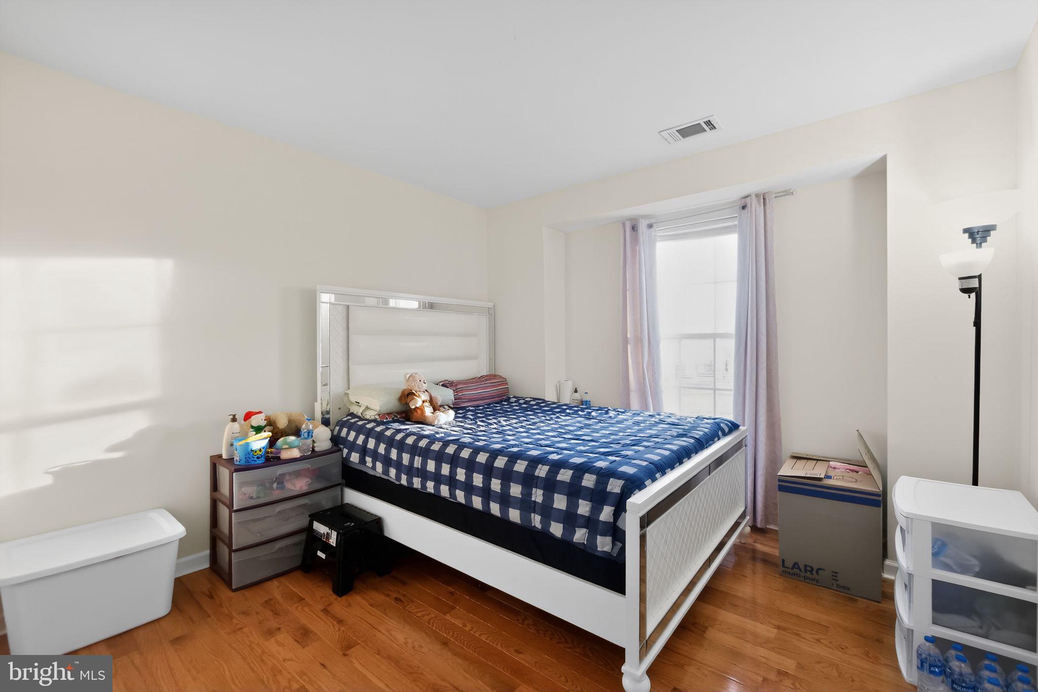 WESTFIELDS - Residential