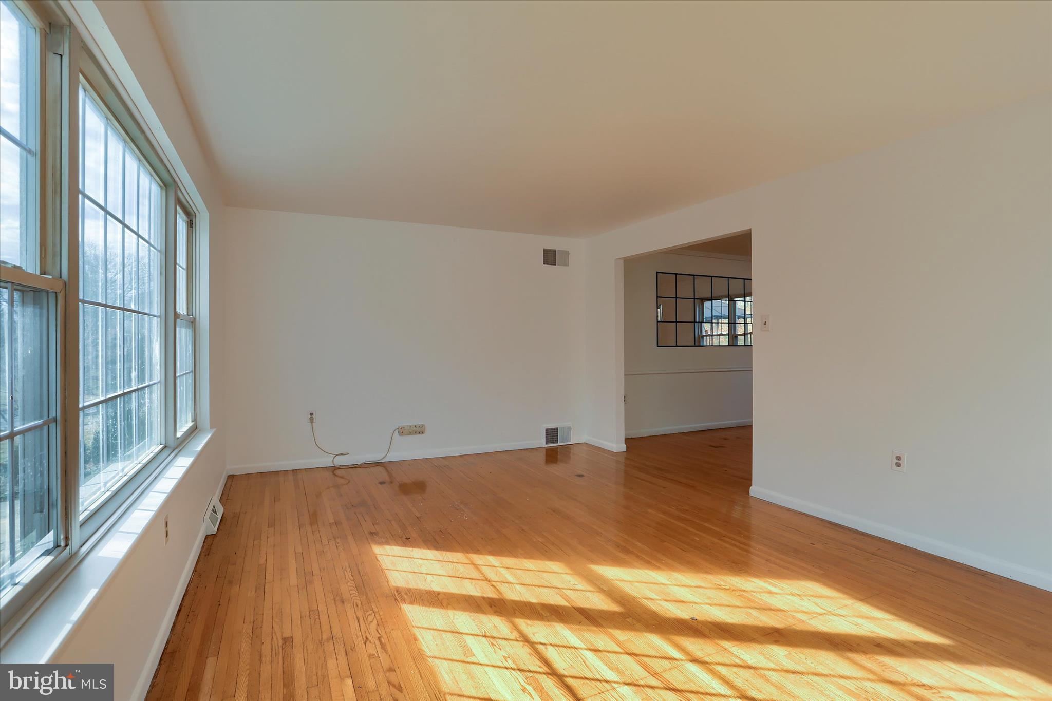 CHESTNUT HILLS - Residential