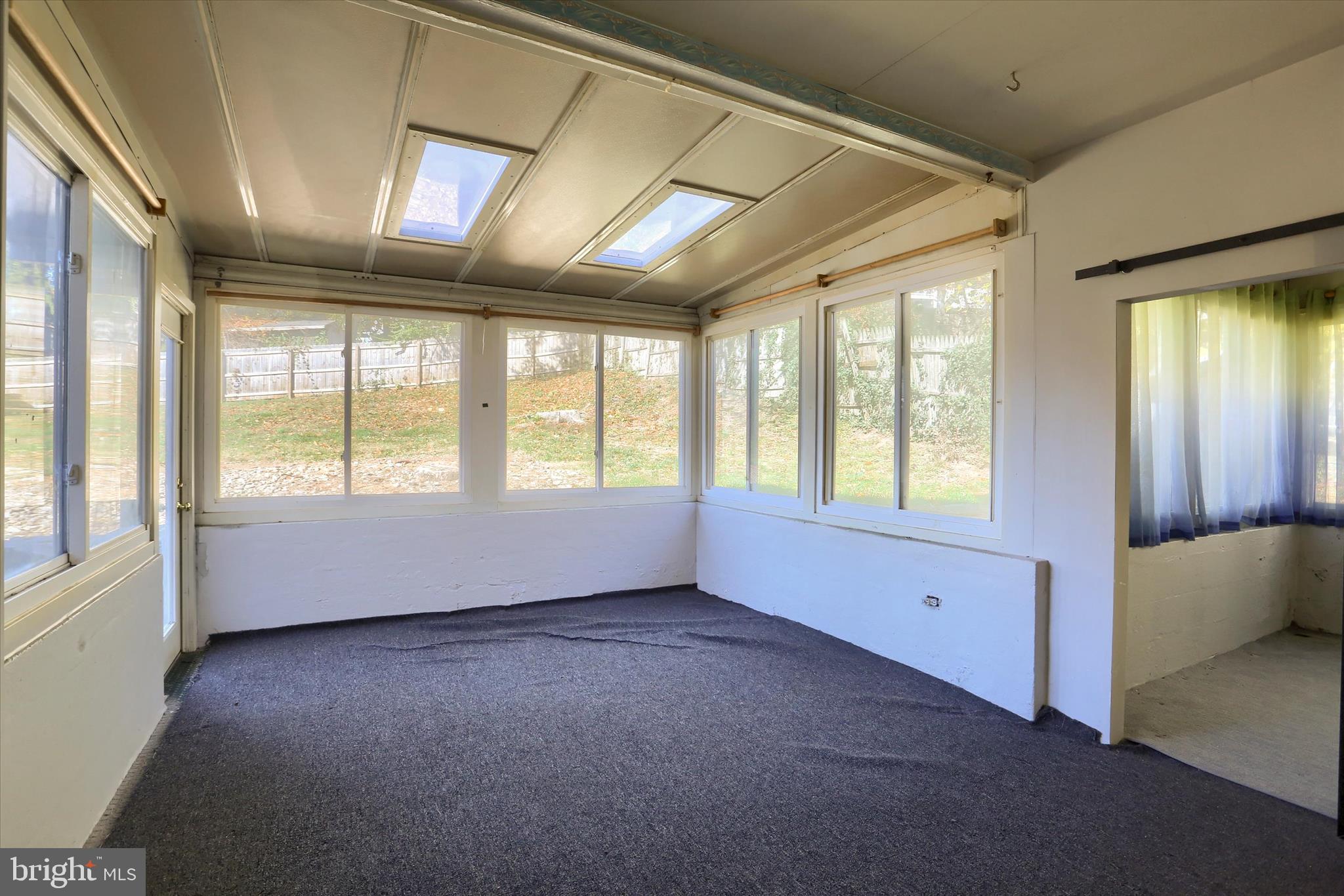 CHESTNUT HILLS - Residential