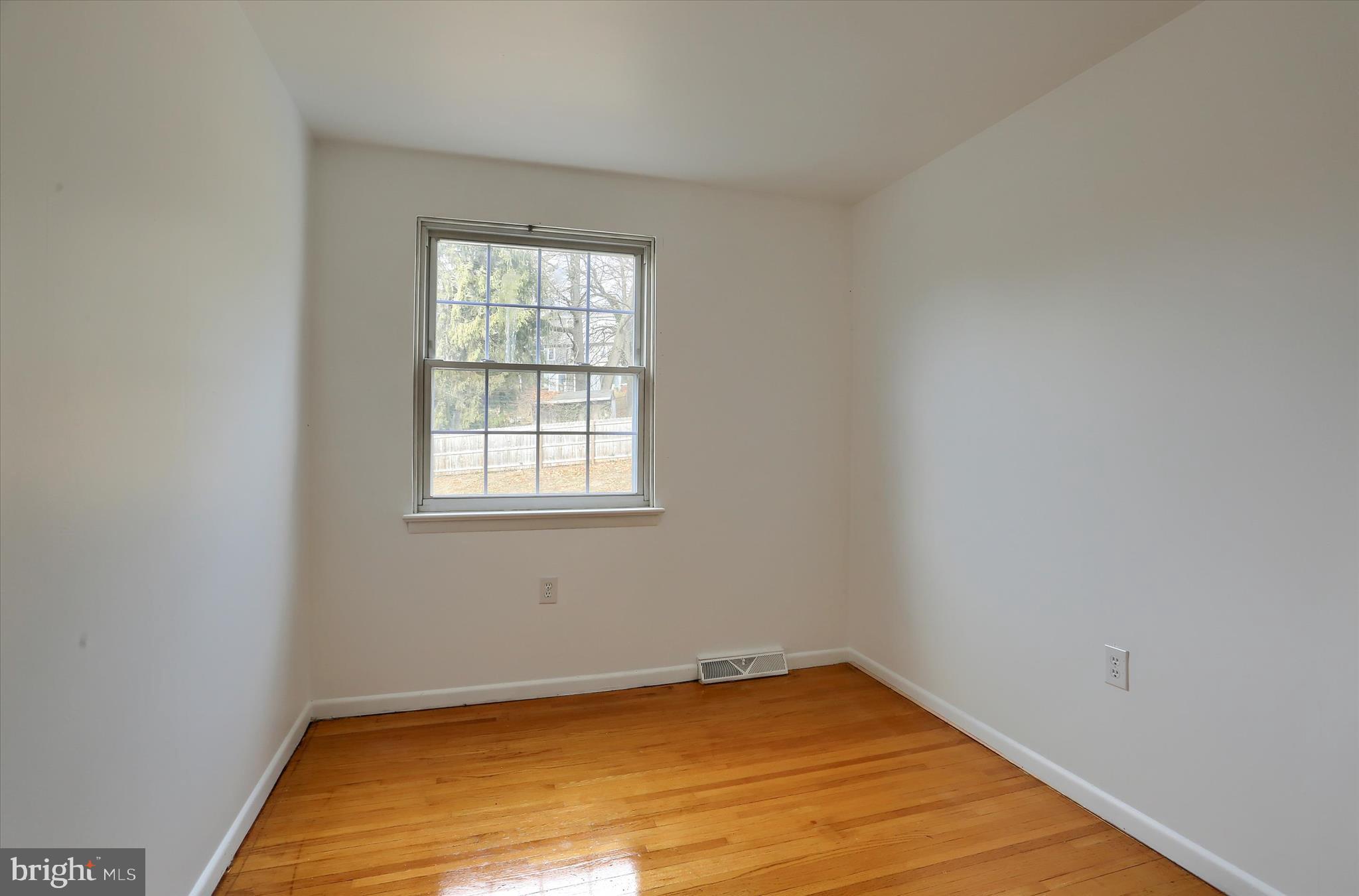 CHESTNUT HILLS - Residential