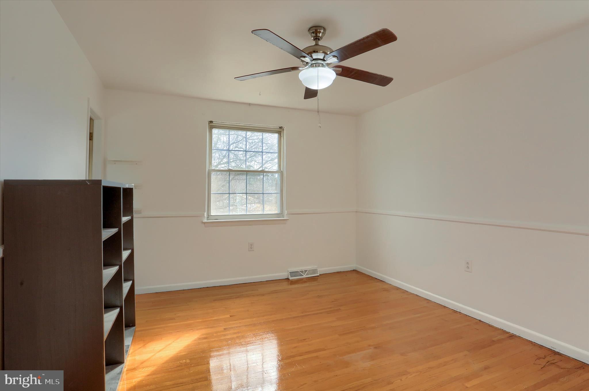 CHESTNUT HILLS - Residential