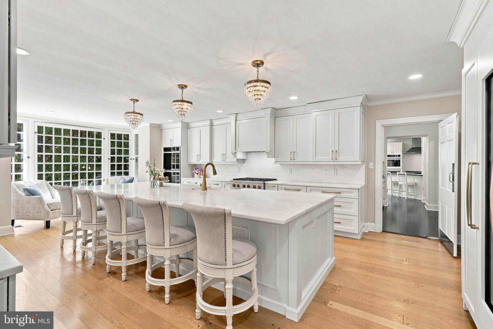 1032 SMALLBROOK LANE