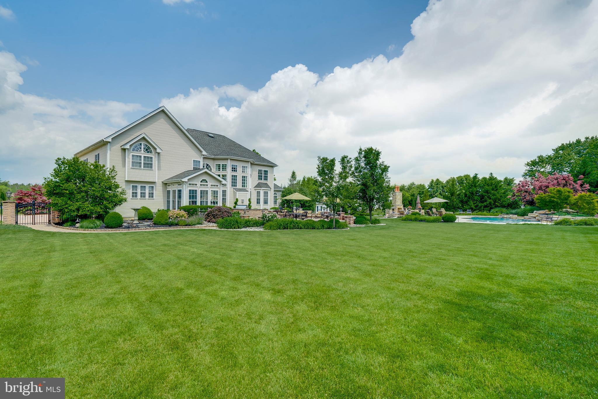 WOODS AT NORTHAMPTON - Residential