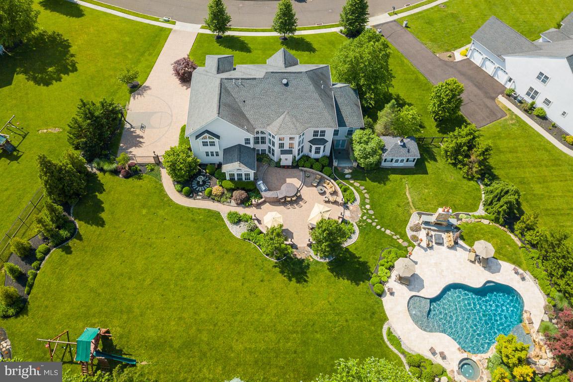 WOODS AT NORTHAMPTON - Residential